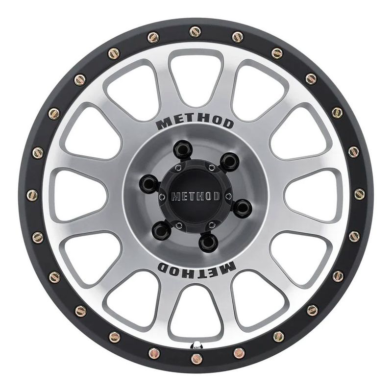 LLANTAS-18-6x139-AN-9-CB-1083-ET--12-|-METHOD-305-BLACK-MACHINED-STREET-LOC